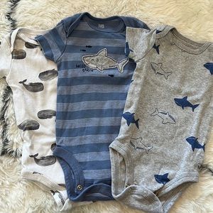 Onesie shirt sleeve bundle